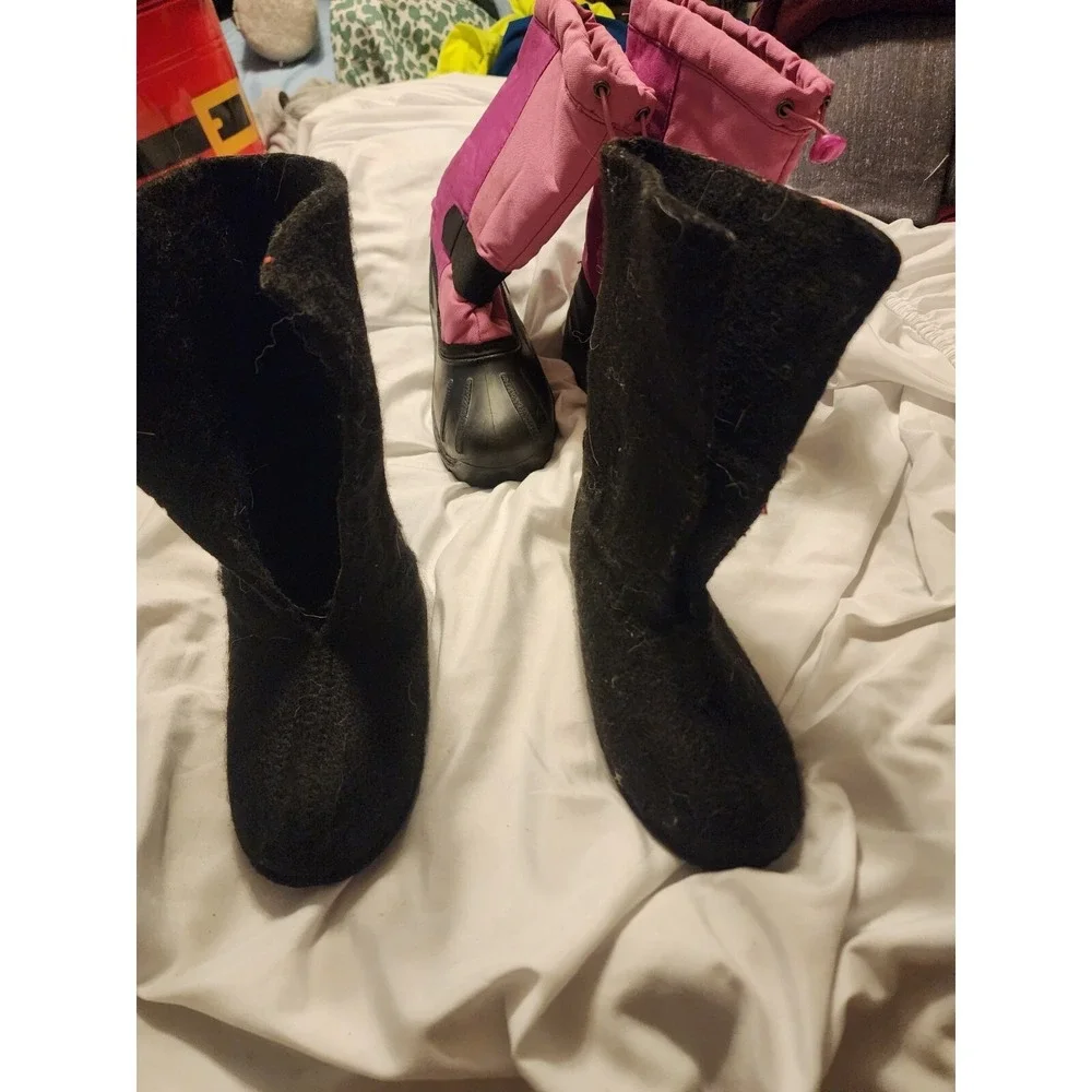 Girls Kamik Pink Snowmobile‎ Winter Snow Boots Youth size 4 Removable Liner